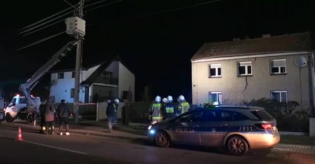 Wybuch gazu zniszczył dom w Nowej Wsi pod Opolem. Dwie osoby trafiły do szpitala