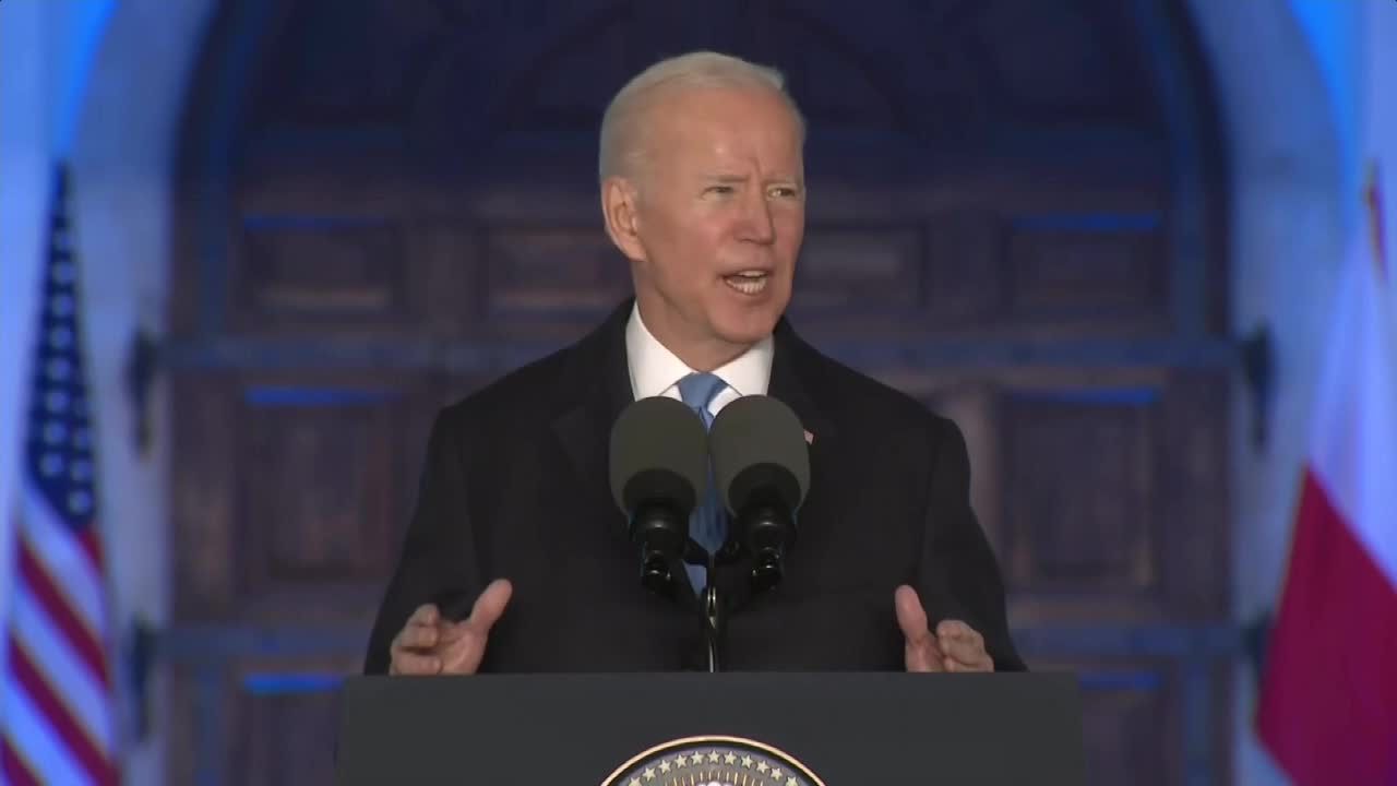 J. Biden: W. Putin cynicznie kłamie twierdząc, że denazyfikuje Ukrainę