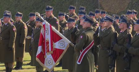 Premier przed Pomnikiem Katyńskim: Polska upomina się o pamięć o naszych ofiarach i osądzenie tego, co się dzieje na Ukrainie