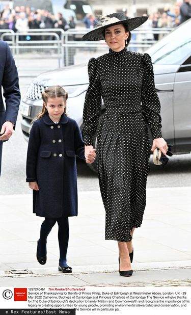Księżna Kate i księżniczka Charlotte – msza dziękczynna w pierwszą rocznicę śmierci księcia Filipa