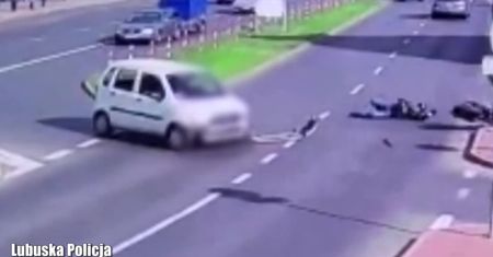 Potrącenie motocyklisty w Zielonej Górze. Wypadek wyglądał bardzo groźnie