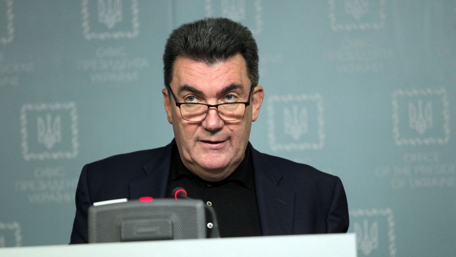 arch47KYIV, UKRAINE - OCTOBER 22, 2021 - Secretary of the National Security and Defence Council (NSDC) of Ukraine Oleksiy Danilov is pictured during a briefing following the Friday NSDC meeting, Kyiv, capital of Ukraine.Yevhen Kotenko