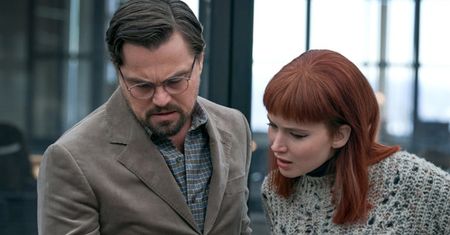 Ponura ciekawostka o "Nie patrz w górę". Dotyczy DiCaprio