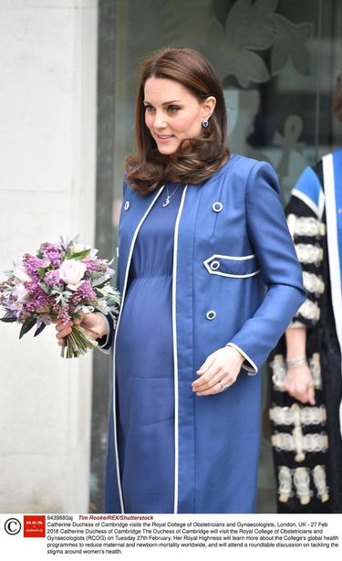 Księżna Kate w niebieskiej stylizacji