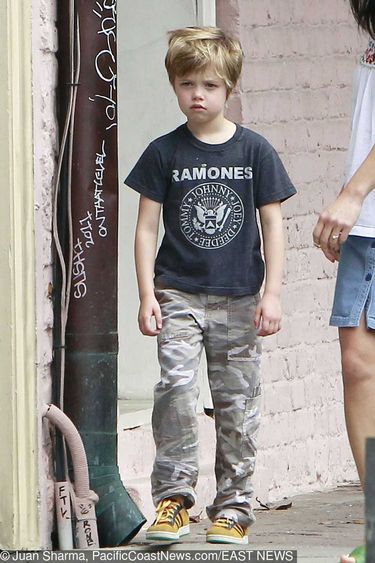 Shiloh Jolie-Pitt w 2012 roku