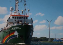 BBC Brit HD Po cienkim lodzie: Putin kontra Greenpeace