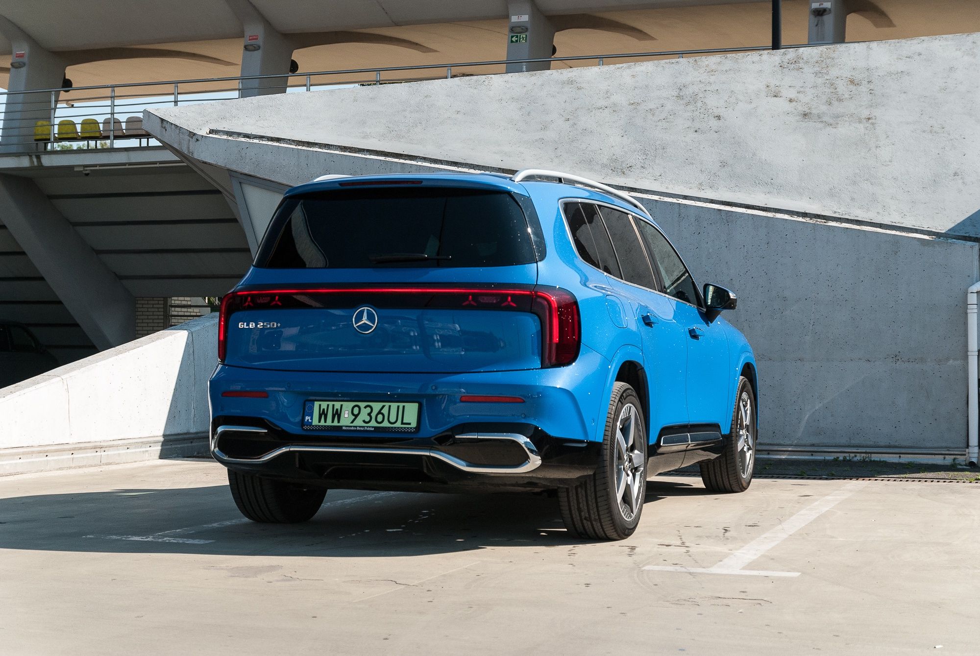 Elektryczny Mercedes GLB