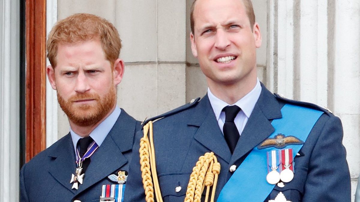 Książę William i książę Harry mają przyszywane rodzeństwo