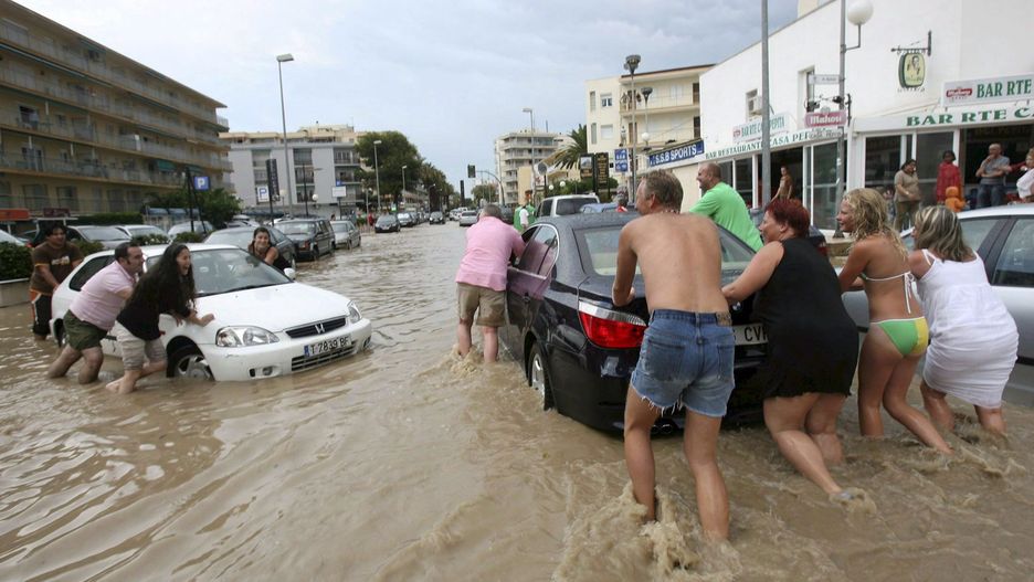 Powódź w Cambrils w Hiszpanii