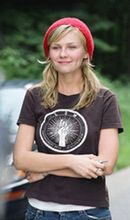 Kirsten Dunst całuje Garretta Hedlunda