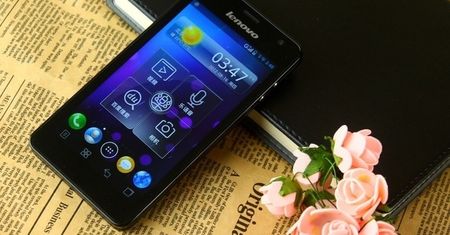Nowy smartfon Lenovo - 5 cali i czterordzeniowy Exynos