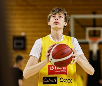 Syn Małgorzaty Dydek ma 214 cm wzrostu. Dołączył do znanego zespołu