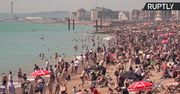 Tłumy na plaży w Brighton. W Wielkiej Brytanii odnotowano najgorętszy dzień w roku.