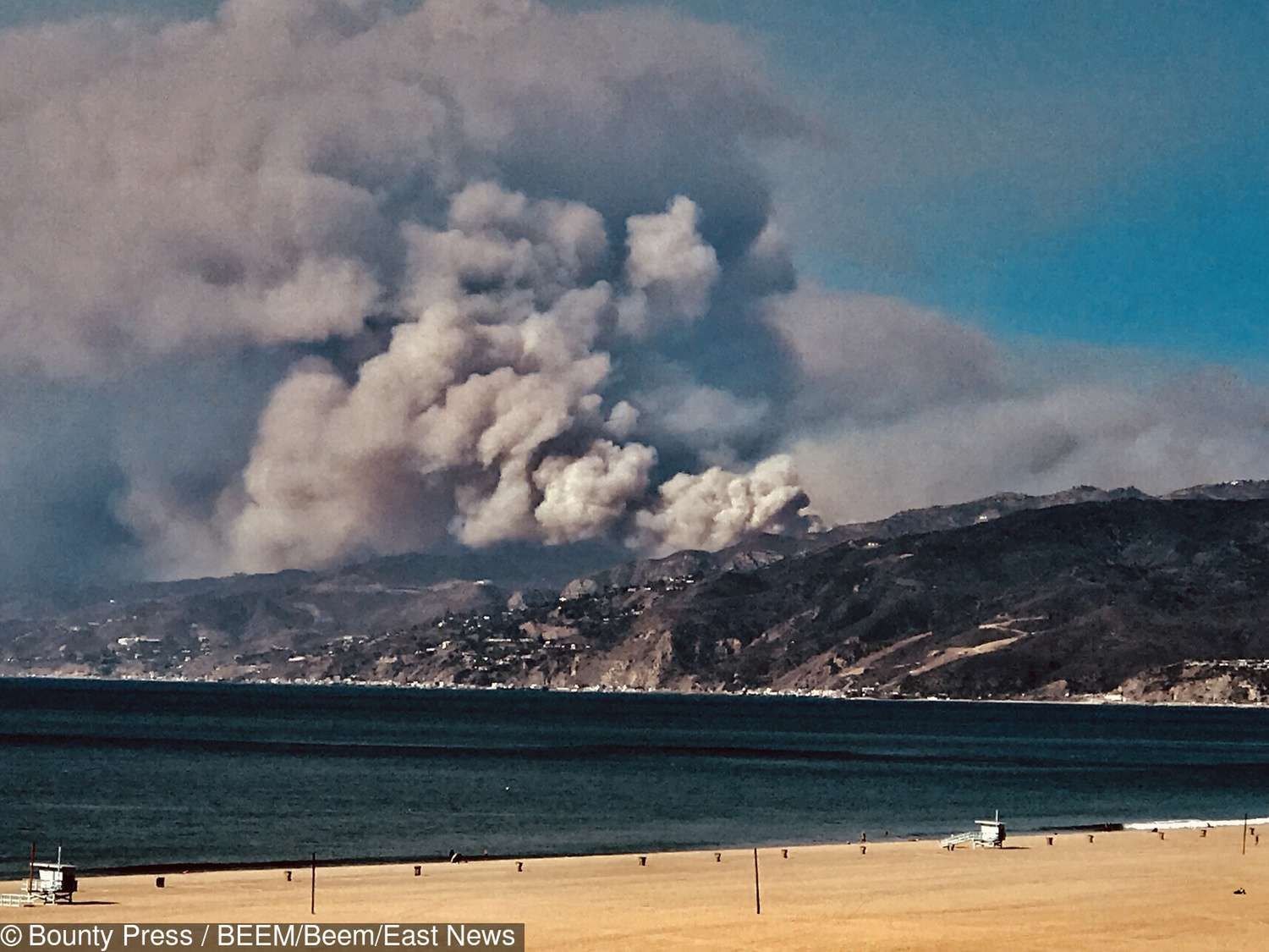 Pali się posiadłość Kim Kardashian