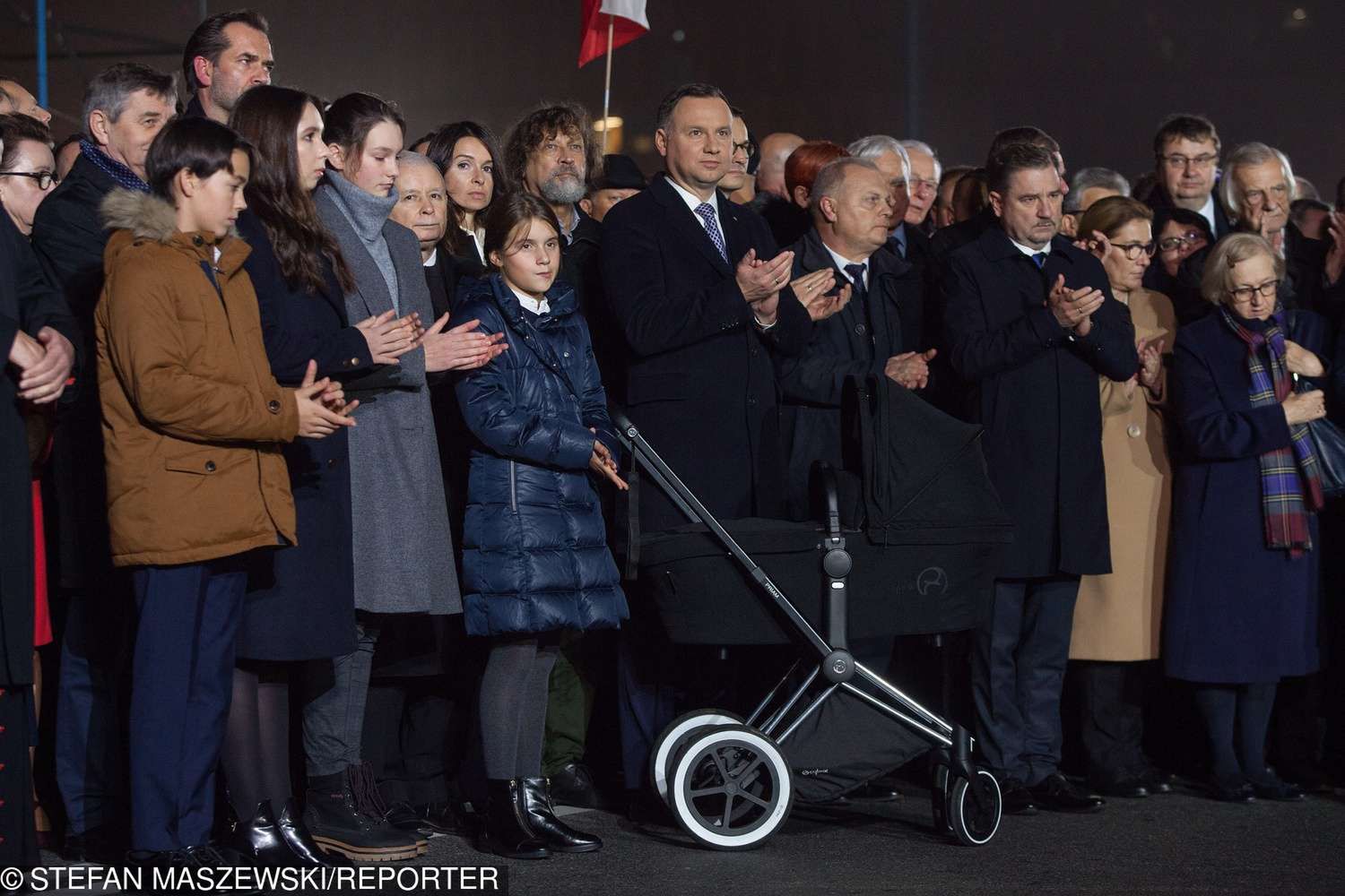 Marta Kaczyńska z dziećmi na odsłonięciu pomnika Lecha Kaczyńskiego