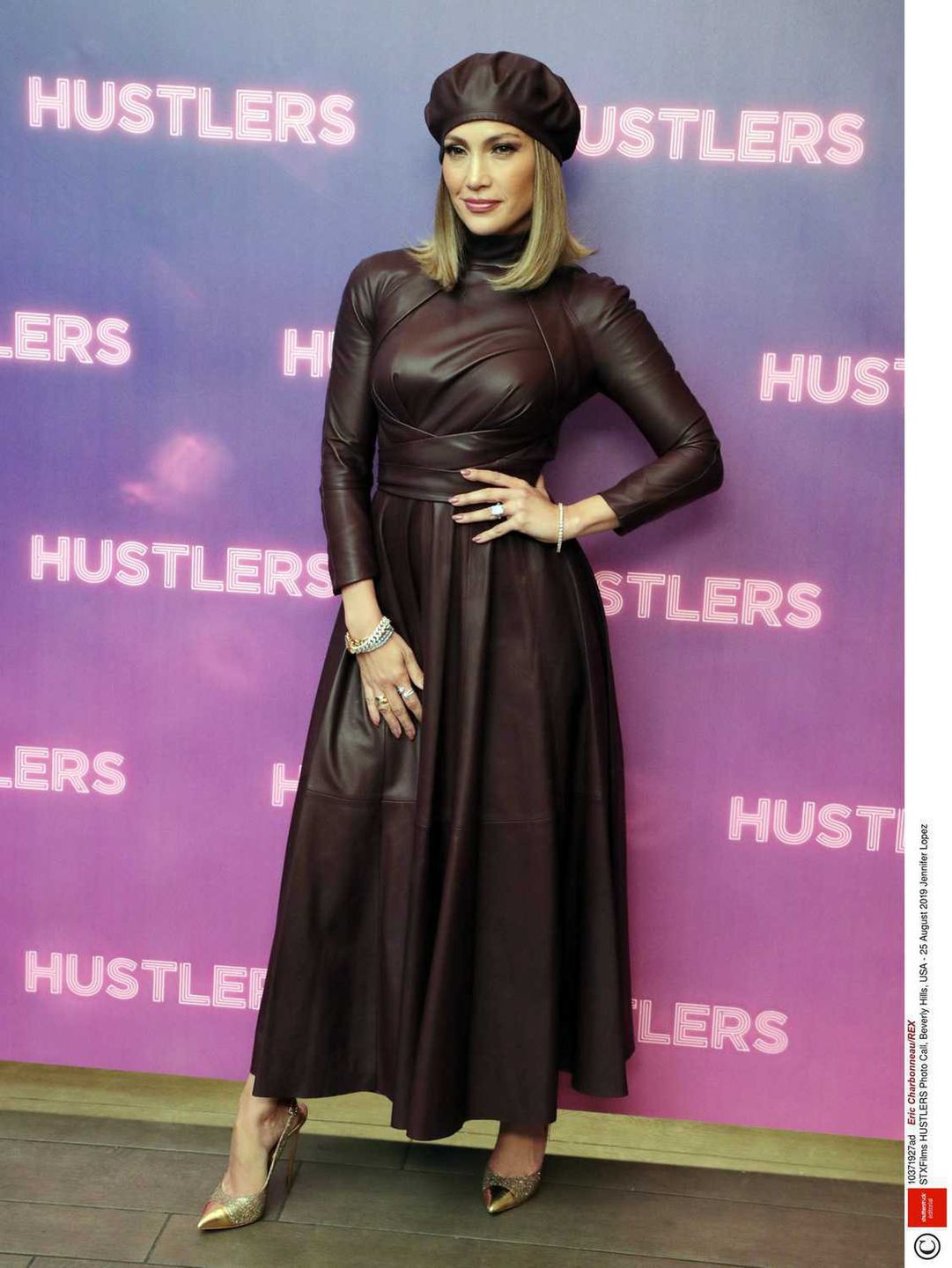 Jennifer Lopez w lateksowej sukience promuje film Hustlers