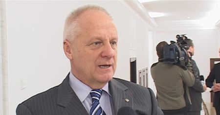 "W drugiej turze Kaczyński przegrywa z każdym"