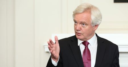 Brexit tylko w gestii rządu? "Parlament nie będzie mówił premier, jak rozgrywać karty"