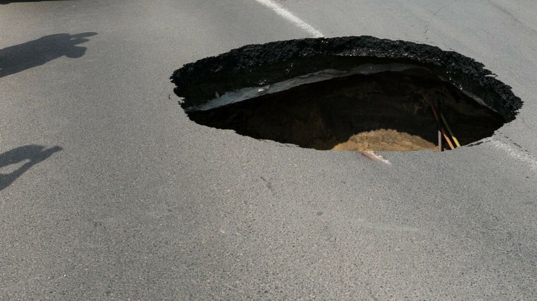 Małopolskie. Zapadlisko powstało na obwodnicy Bolesławia (zdj. ilustracyjne)