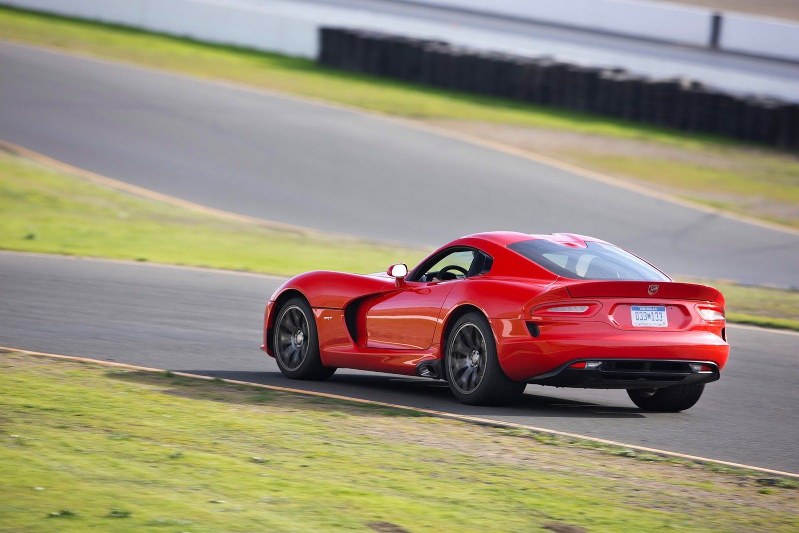 2013 SRT Viper - w żółci, czerwieni, czerni i niebieskim [aktualizacja] 36