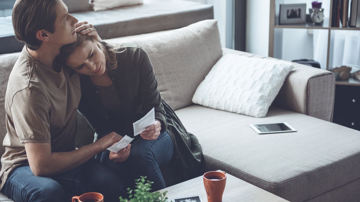Puste jajo płodowe to stan, do którego dochodzi, gdy zapłodniona komórka jajowa zagnieżdża się w macicy, lecz nie rozwija w embrion