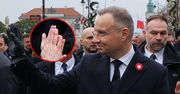 Media pokazały zdjęcie. Tak wygląda ręka Dudy bez opatrunku