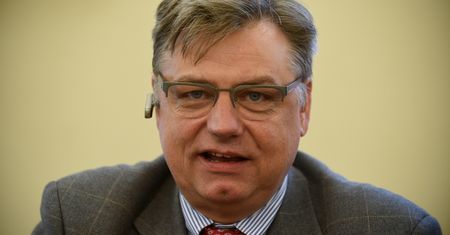 Europoseł PiS odpuszcza. Kosma Złotowski nie będzie ubiegać się o szefowanie PE