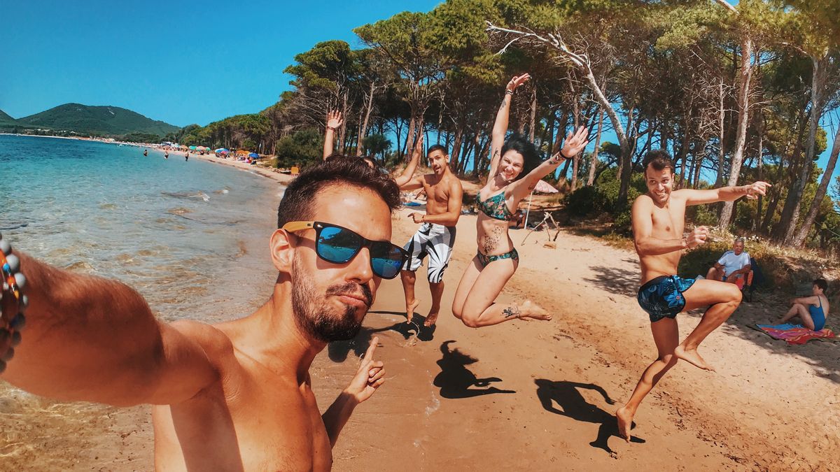 Asystent Google pomoże ci ubezpieczyć wakacje w PZU