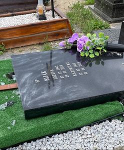 Piekary Śląskie. Wandale zdewastowali cmentarz. Kilkadziesiąt uszkodzonych nagrobków