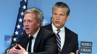Sekretarz armii USA odchodzi? Wskazują na napięcia z szefem Pentagonu