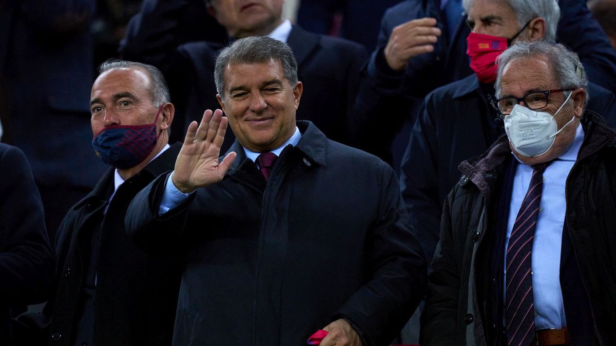 Getty Images / Na zdjęciu: Joan Laporta (na środku)