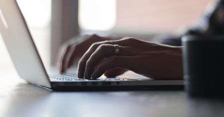Stany Zjednoczone chcą oddać kontrolę nad Internetem - i co z tego?