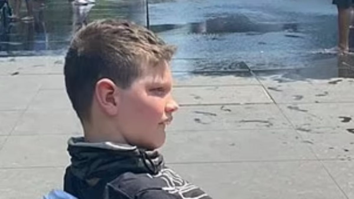 Ochroniarz zabronił niepełnosprawnemu chłopcu bawić się przy fontannie