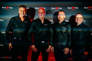 Polska ekipa Red Fox Racing pojedzie w Dakarze. Wesprze ją Hołowczyc