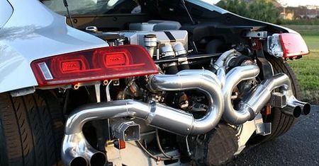 HP R8 Twin Turbo - jak to przyspiesza? [wideo]
