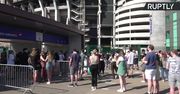 Tysiące osób zaszczepiło się przeciwko COVID-19 na legendarnym stadionie Twickenham w Londynie.