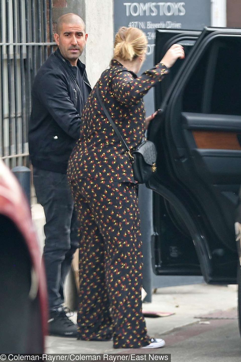 Adele w piżamie