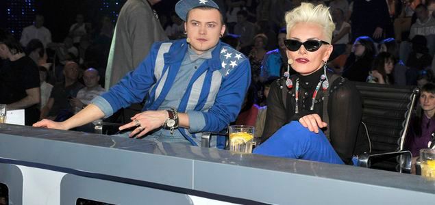 "Must be the music": Co Łozo szepcze Korze?