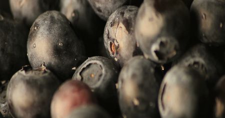 Produkty, które wzmocnią paznokcie i włosy