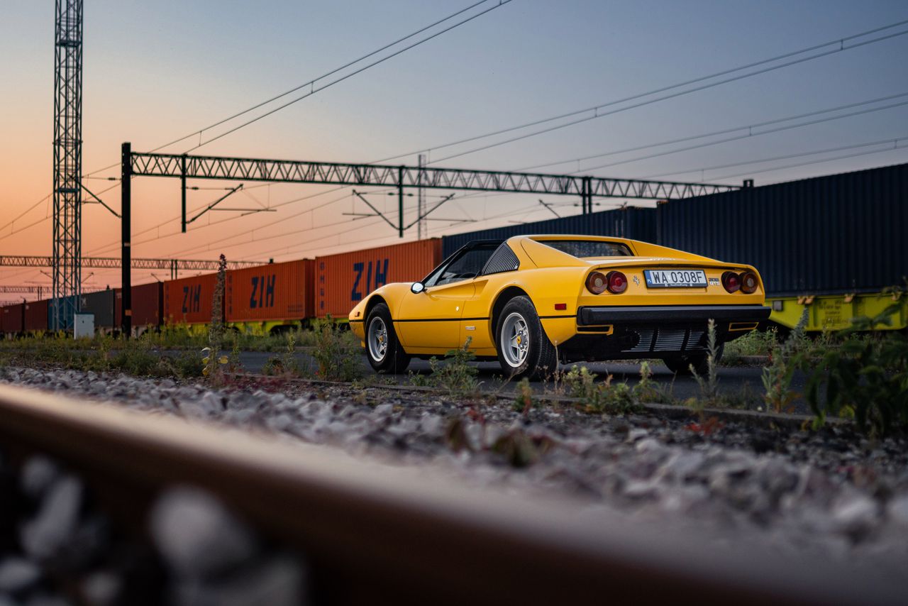 Test: Ferrari 308 GTS – czasem warto zmienić zasady gry