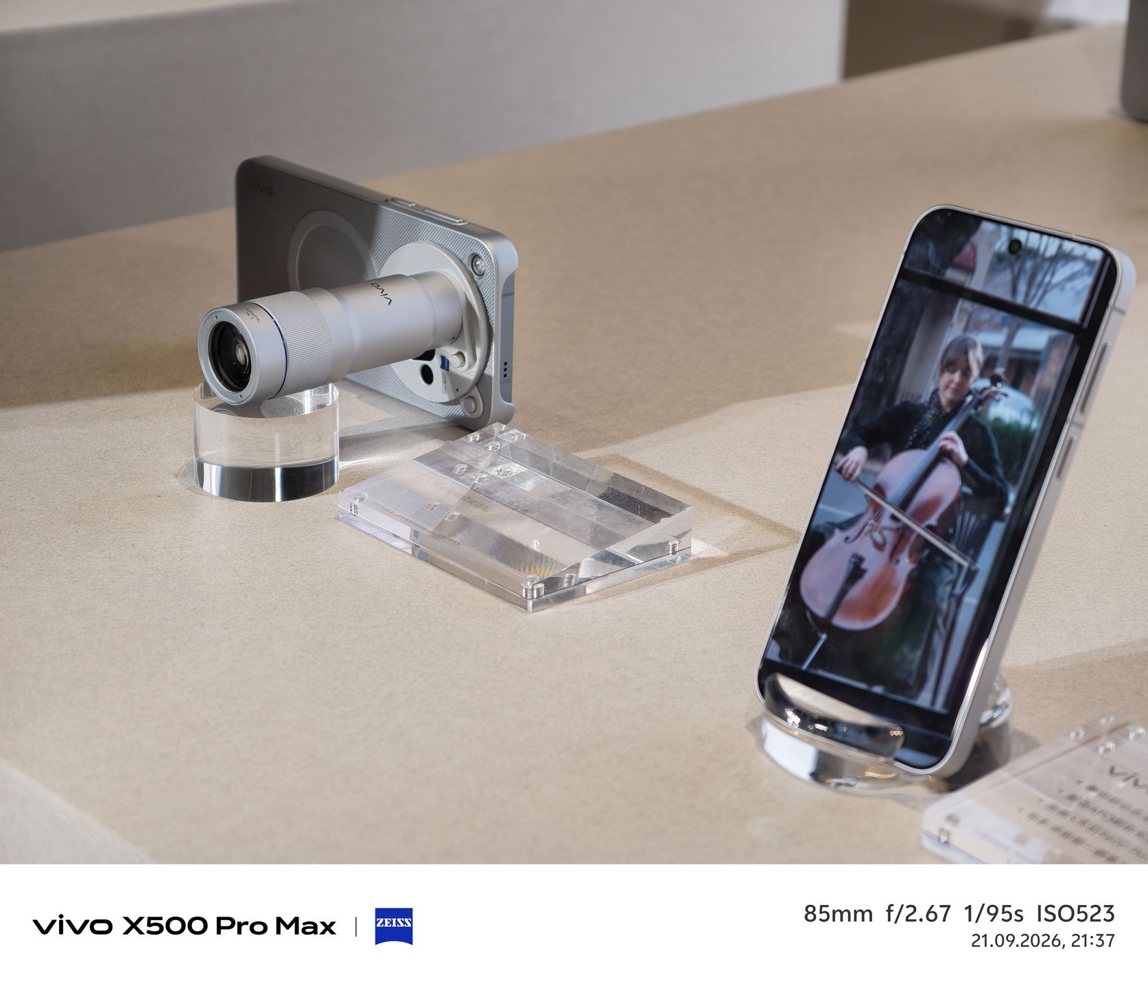 vivo X500 Pro z telekonwerterem