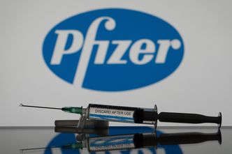 Koncerny biorą się ostro do pracy. Chcą stworzyć podwójną szczepionkę