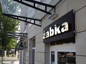 Żabka pozyskała miliard złotych z pierwszej w historii emisji obligacji