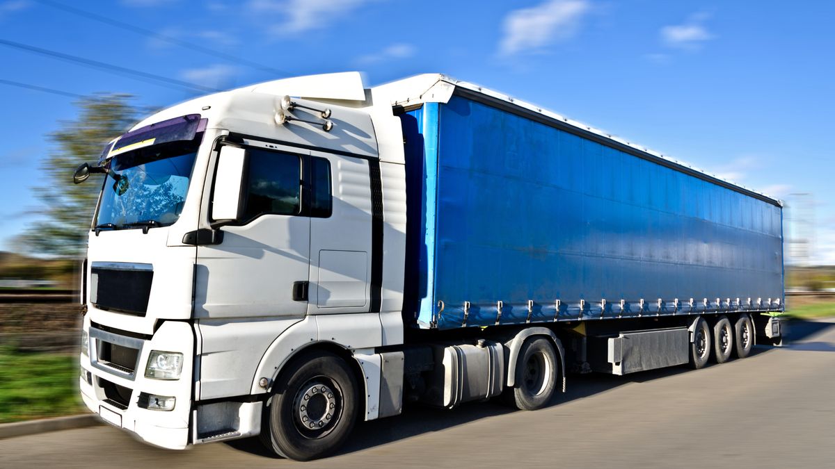 Kierowca ciężarówki dostał 24-godzinny zakaz dalszej jazdy