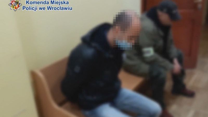 Wrocław. 43 zarzuty dla 32-latka i 130 tys. zł strat. Wyłudzał telefony na dane innych osób