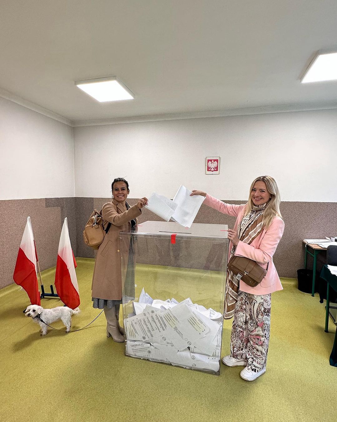Anna Mucha i Barbara Kurdej-Szatan zagłosowały w Wodzisławiu Śląskim