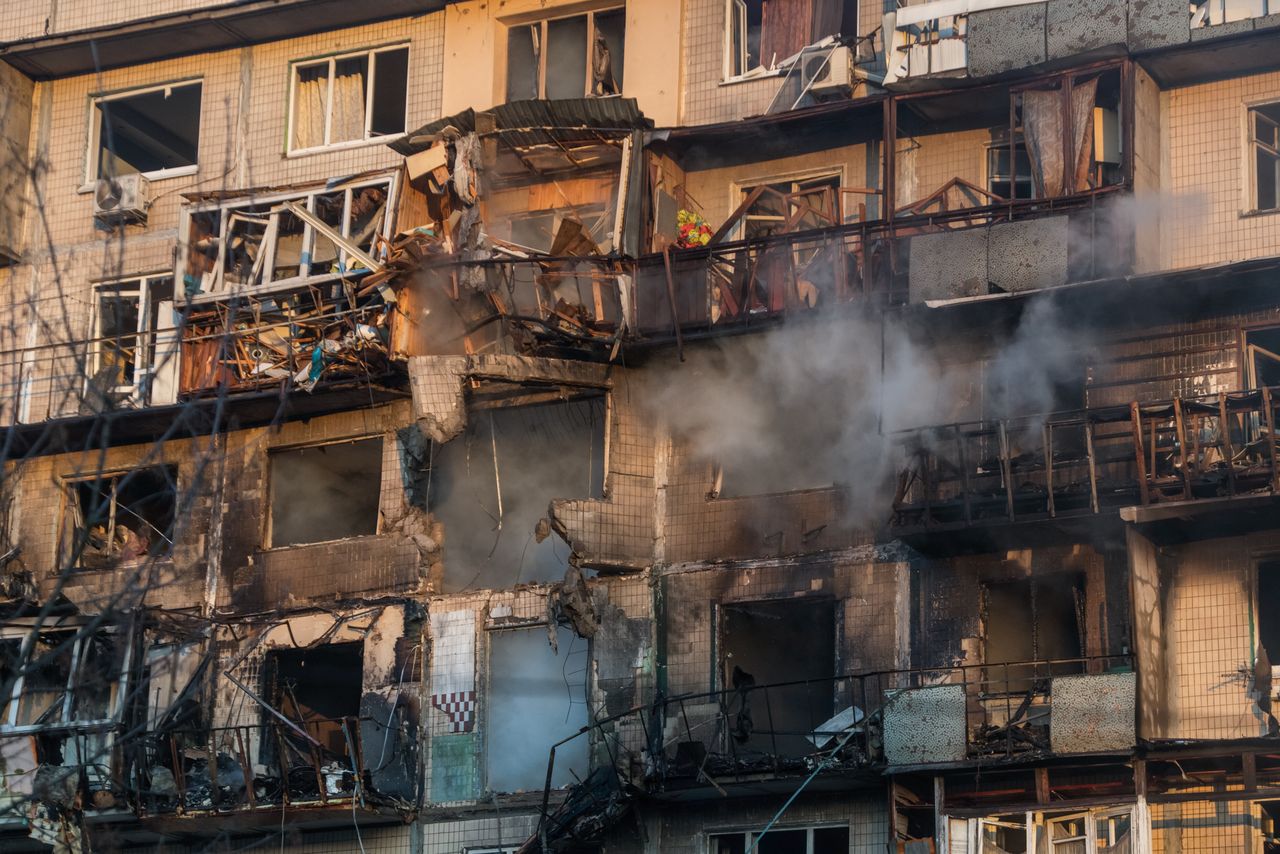 Rosyjskie bombardowanie. Zniszczony budynek ukraińskiej rozgłośni