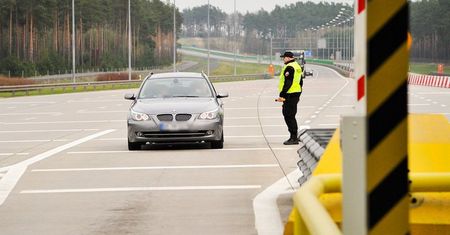 Działania "Trasa E-30". We wtorek 15.10 międzynarodowa akcja policji