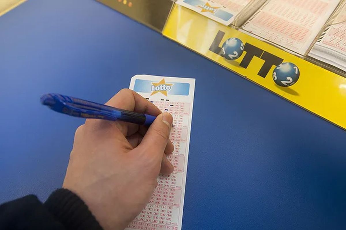 Wyniki Lotto 17.12.2023 – losowania Multi Multi, Ekstra Pensja, Kaskada, Mini Lotto