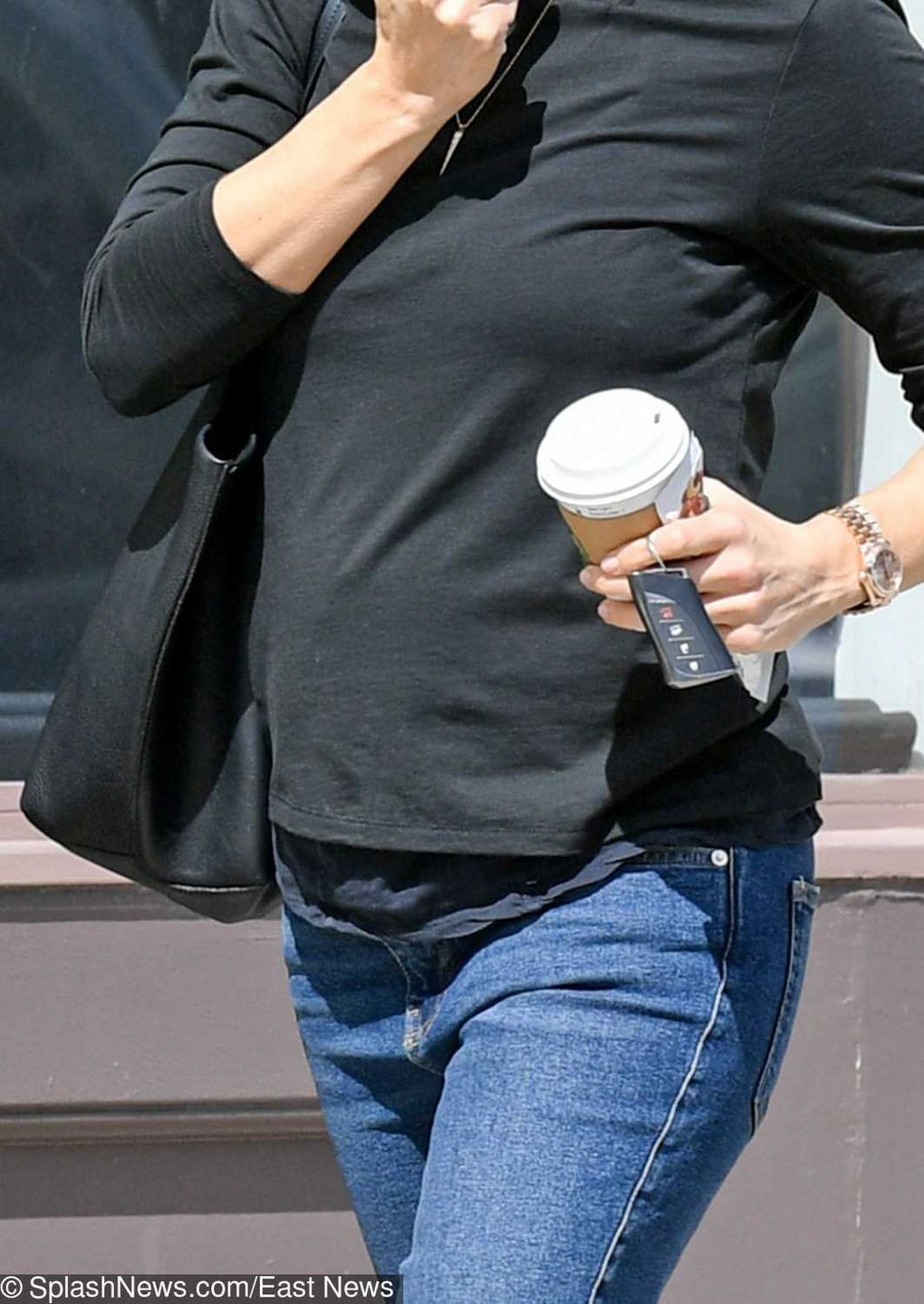 Jennifer Garner z zaokrąglonym brzuszkiem